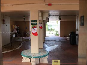 1301 NE 191st St F407, Miami FL 33179