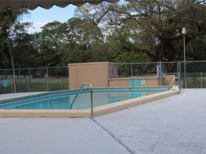 1301 NE 191st St F407, Miami FL 33179