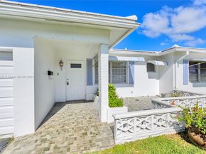 2851 W Golf Blvd, Pompano Beach FL 33064