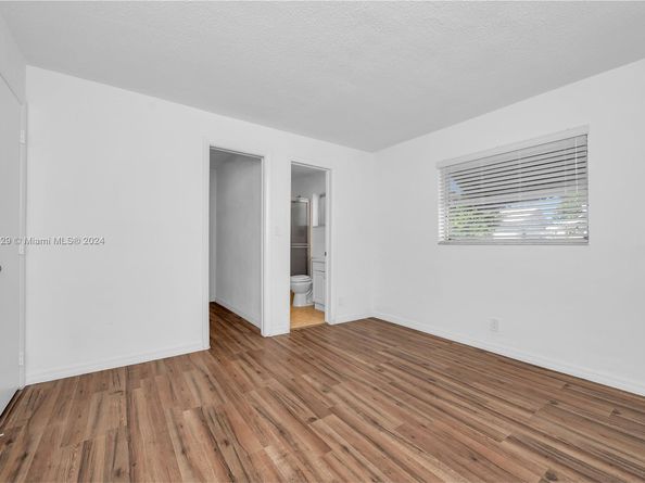 2851 W Golf Blvd, Pompano Beach FL 33064