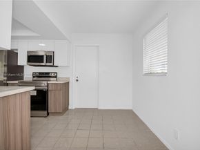 2851 W Golf Blvd, Pompano Beach FL 33064