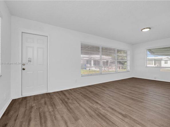 2851 W Golf Blvd, Pompano Beach FL 33064