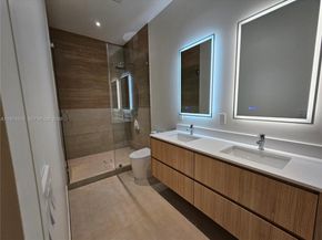 2925 SW 36th Ave, Miami FL 33133