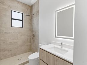 2925 SW 36th Ave, Miami FL 33133