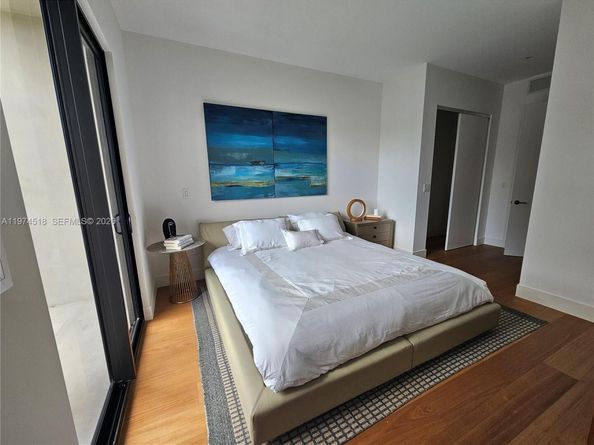 2925 SW 36th Ave, Miami FL 33133