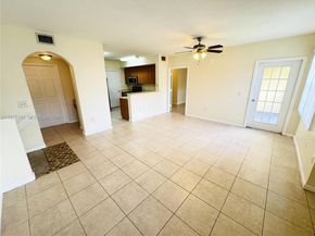 705 Belmont Ln 705, North Lauderdale FL 33068