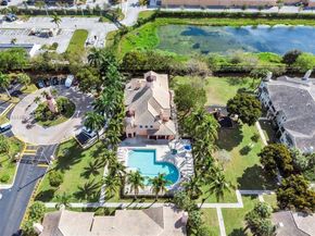 705 Belmont Ln 705, North Lauderdale FL 33068