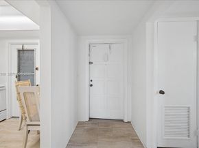 1200 Hillcrest Ct 315, Hollywood FL 33021