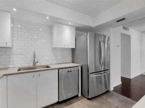 3050 NE 48th St 208, Fort Lauderdale FL 33308