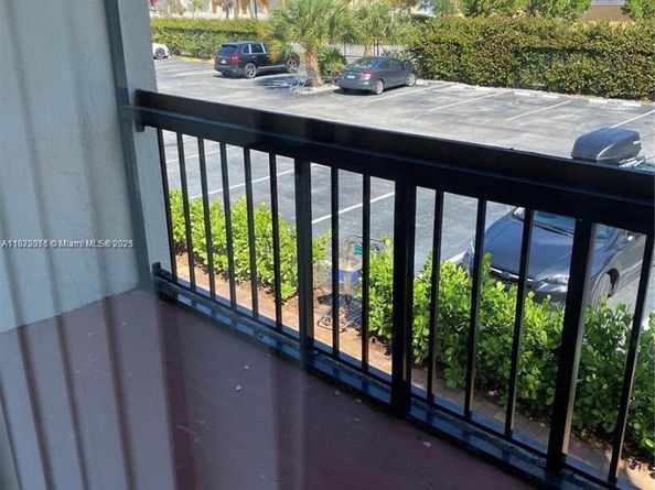 721 SE 1st Way B18, Deerfield Beach FL 33441