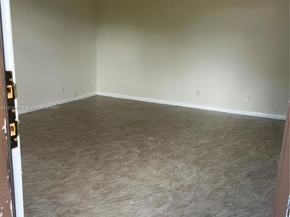 721 SE 1st Way B18, Deerfield Beach FL 33441