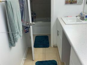 721 SE 1st Way B18, Deerfield Beach FL 33441