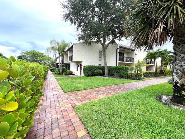 721 SE 1st Way B18, Deerfield Beach FL 33441