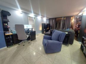 16300 Golf Club Rd Apt 317, Weston FL 33326