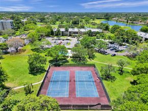 16300 Golf Club Rd Apt 317, Weston FL 33326