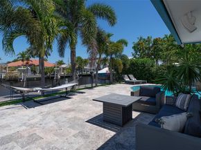 2711 NE 57th Ct, Fort Lauderdale FL 33308