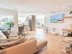 2711 NE 57th Ct, Fort Lauderdale FL 33308
