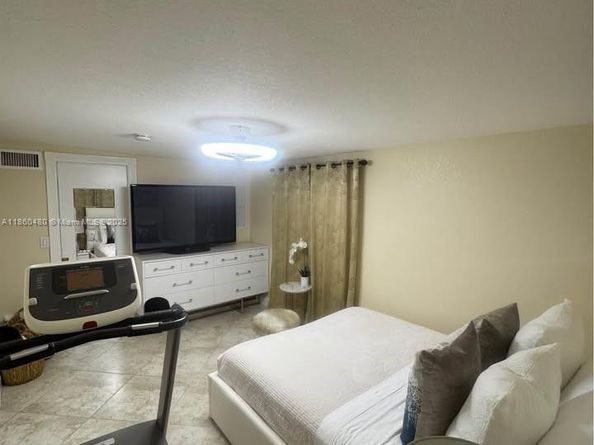 3781 Riedel Ave, Palm Springs FL 33461