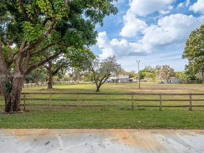 14401 W Palomino Dr, Southwest Ranches FL 33330