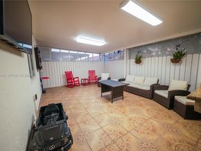 5445 W 27th Ln, Hialeah FL 33016