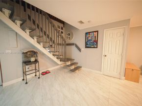 5445 W 27th Ln, Hialeah FL 33016