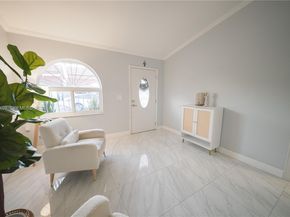 5445 W 27th Ln, Hialeah FL 33016