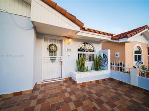 5445 W 27th Ln, Hialeah FL 33016