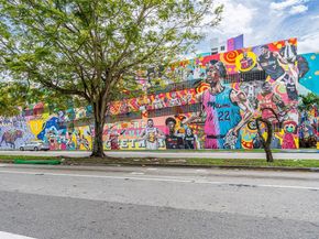 67 NE 44th St, Miami FL 33137