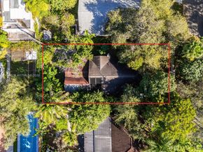 67 NE 44th St, Miami FL 33137