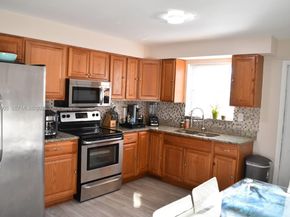 2223 Liberty St, Hollywood FL 33020