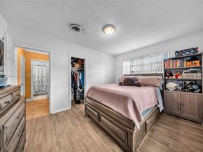 3825 NW 193rd Ter, Miami Gardens FL 33055