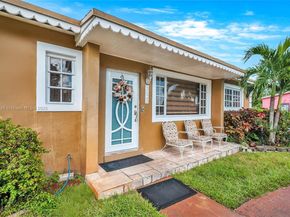3825 NW 193rd Ter, Miami Gardens FL 33055