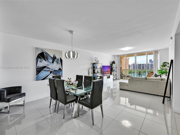 3330 NE 190th st 1217, Aventura FL 33180