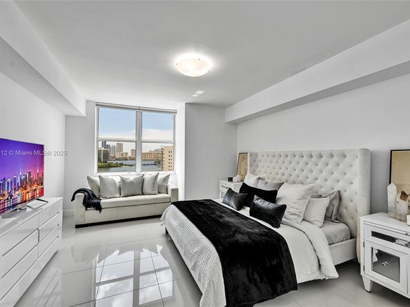 3330 NE 190th st 1217, Aventura FL 33180