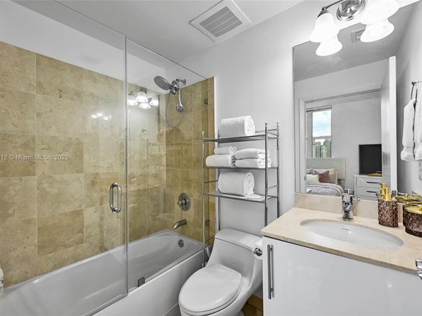 3330 NE 190th st 1217, Aventura FL 33180