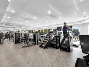 3330 NE 190th st 1217, Aventura FL 33180