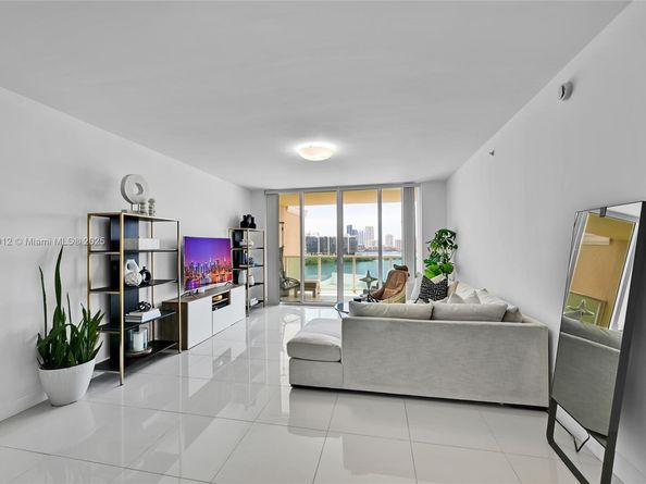 3330 NE 190th st 1217, Aventura FL 33180