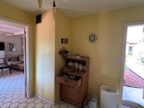 Undisclosed Address #A11875035, Royal Palm Beach FL 33411