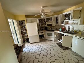Undisclosed Address #A11875035, Royal Palm Beach FL 33411