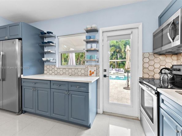 1528 NE 17th Ter, Fort Lauderdale FL 33304
