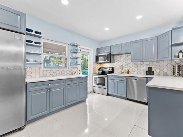 1528 NE 17th Ter, Fort Lauderdale FL 33304