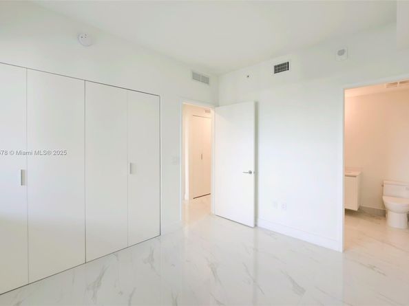 700 NE 24th St 903, Miami FL 33137