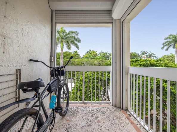1690 S Bayshore Ln 2B + BOAT SLIP, Miami FL 33133
