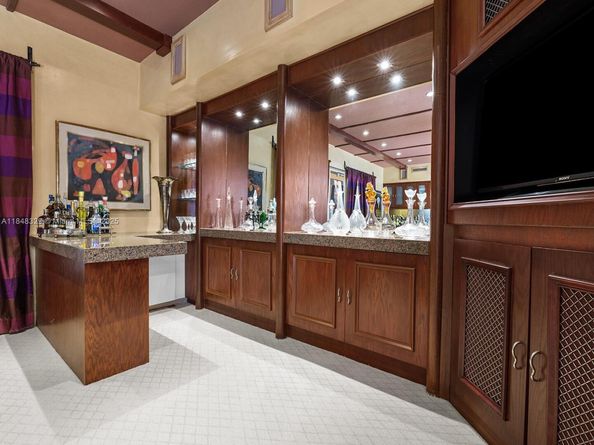 20251 W Oak Haven Cir, Miami FL 33179