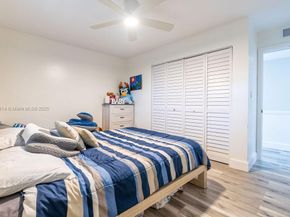 929 NE 199th St 203, Miami FL 33179