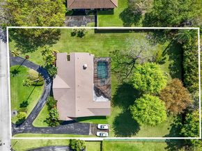 9600 SW 103rd St, Miami FL 33176