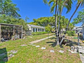 1946 Madison St, Hollywood FL 33020