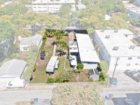 1946 Madison St, Hollywood FL 33020