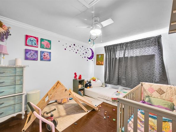 2630 Mckinley St, Hollywood FL 33020