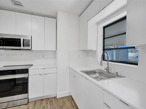 4631 E 8th Ct, Hialeah FL 33013